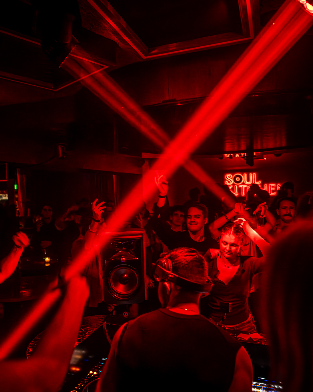 divedeepsoulkitchen01-126